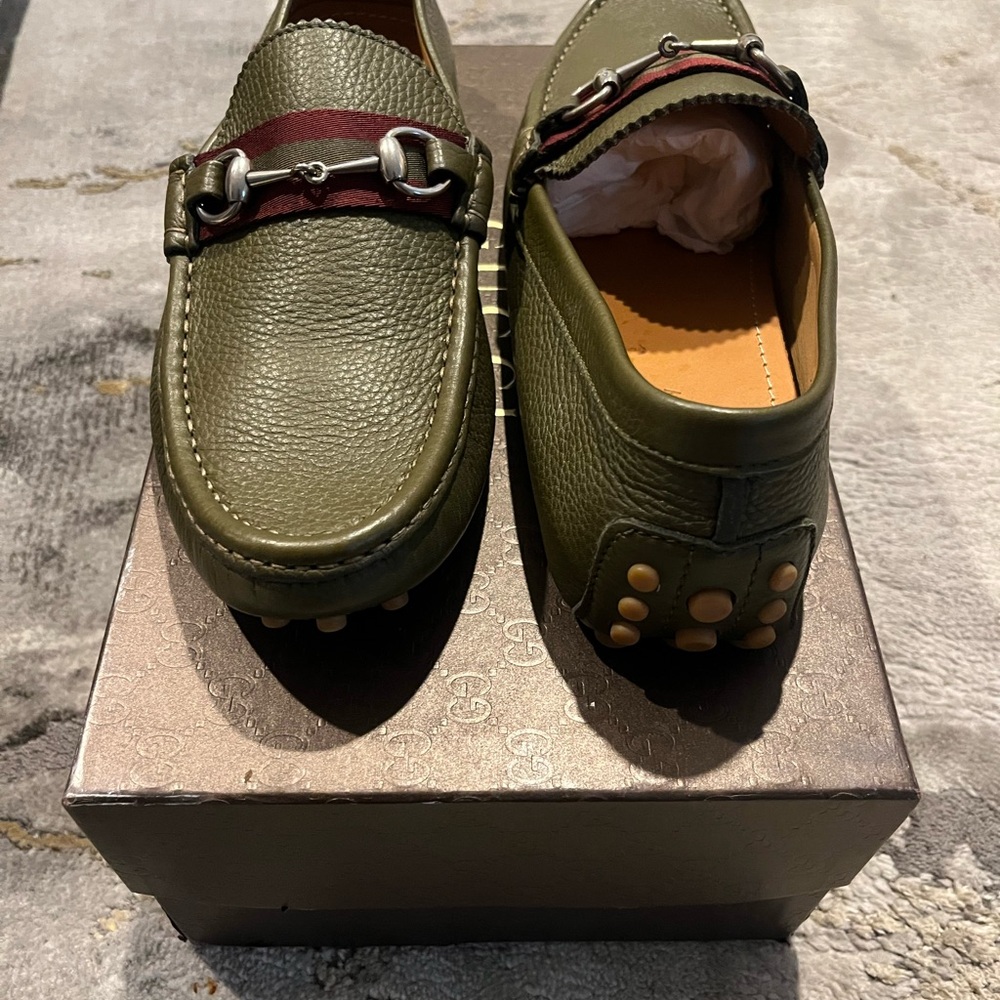 Men Gucci drivers
